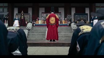 The East Palace S01E04 1080p HEVC x265-MeGusta